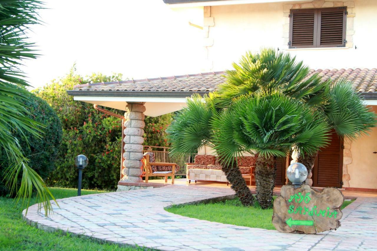 Ajo Sardinia Bed and Breakfast Olmedo Exterior foto